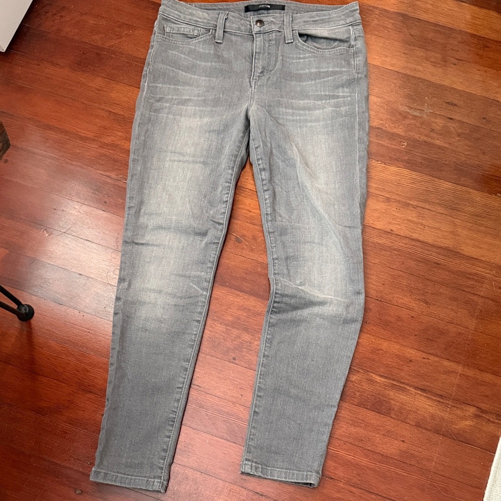 Joe's Jeans Skinny Fit in Light Gray
